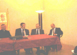 Da sx a dx: don L.Marzia (parroco),F. Sapio (sindaco),F.Cartan (autore), A.Frascella (comitato)